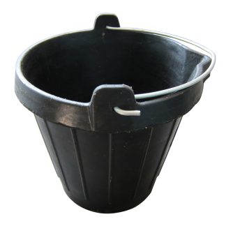 10L. Rubber emmer met tuit.